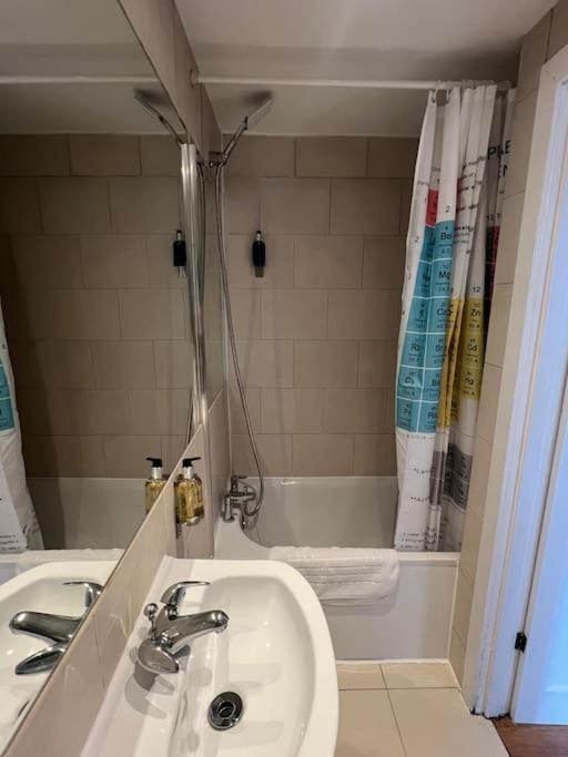 Imperial Hogarth Road Apartment -4Th Floor London Ngoại thất bức ảnh